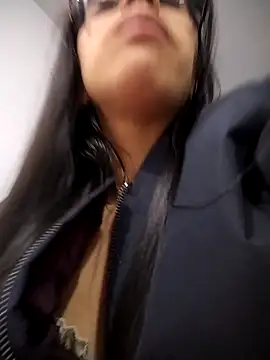Snapshot of Mariam_Gomezxxx chatting on 04.28.26 Mariam Gomezxxx online show from 04.28.26