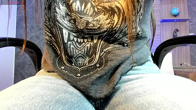 paulina sweett  online show from 11.15.25