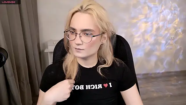 CuteYukiKun online show from 03.14.26