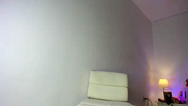 shantallhotxx online show from 04.16.26