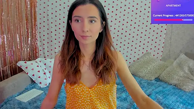 Snapshot of crystalnut chatting on 02.18.25 crystalnut online show from 02.18.25