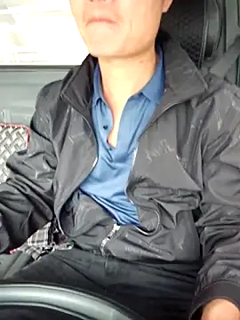 Snapshot of Vanilahirl chatting on 11.19.25 Vanilahirl online show from 11.19.25