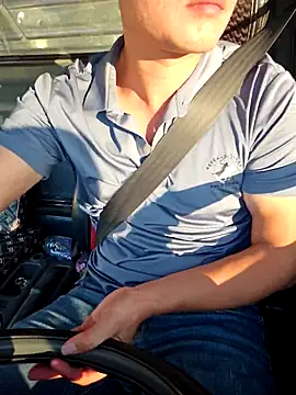 Snapshot of Vanilahirl chatting on 11.20.25 Vanilahirl online show from 11.20.25