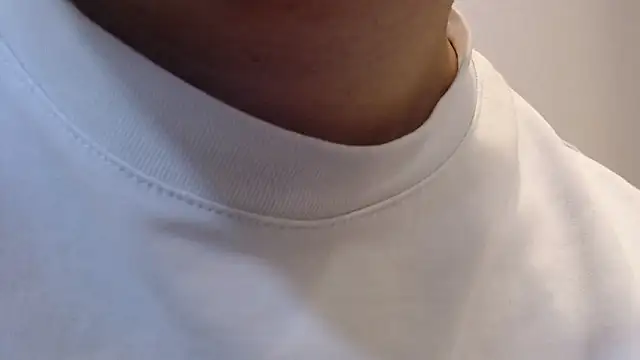 Snapshot of Kakushi_dori chatting on 10.14.25 Kakushi dori online show from 10.14.25