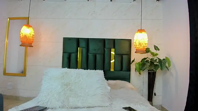 Snapshot of Levy_Steve chatting on 09.26.25 Levy Steve online show from 09.26.25