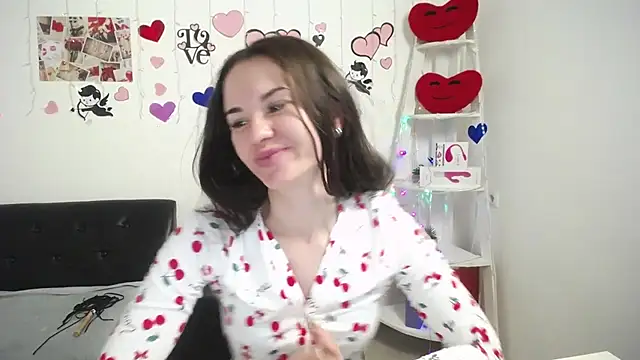 KaraCriegs online show from 02.26.25