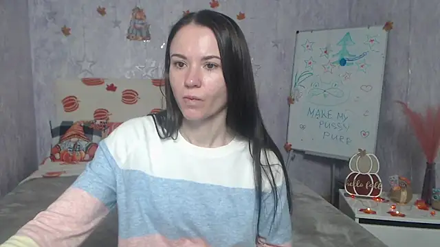 KaraCriegs online show from 11.29.25