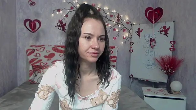 KaraCriegs online show from 02.16.26