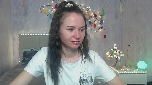 KaraCriegs online show from 04.02.26