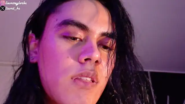 Liam Taylor online show from 03.23.25