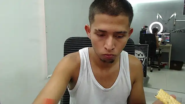 Snapshot of harold_18_ chatting on 07.14.26 harold 18 online show from 07.14.26