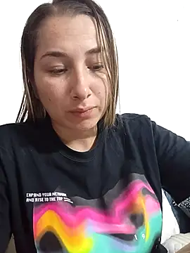 Snapshot of Iris_love18 chatting on 10.31.25 Iris love18 online show from 10.31.25