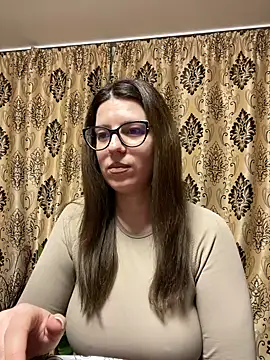 NadiraNoor online show from 02.24.25