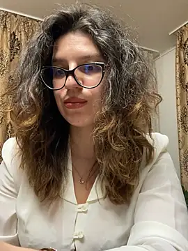 Snapshot of NadiraNoor chatting on 03.04.26 NadiraNoor online show from 03.04.26