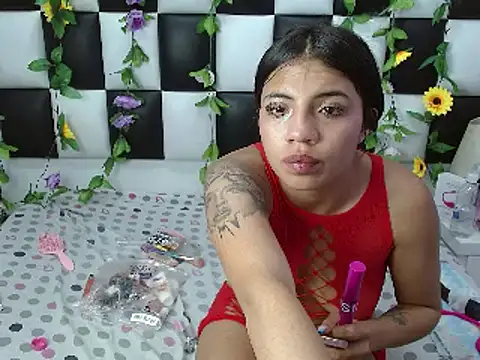 arianaa tompsoon online show from 02.04.25