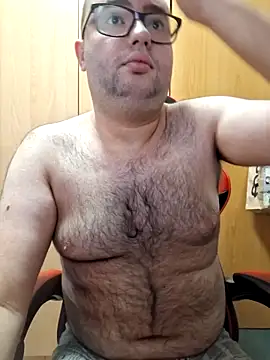 Javier bear online show from 10.06.25