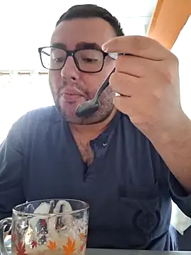 Javier bear online show from 11.15.25