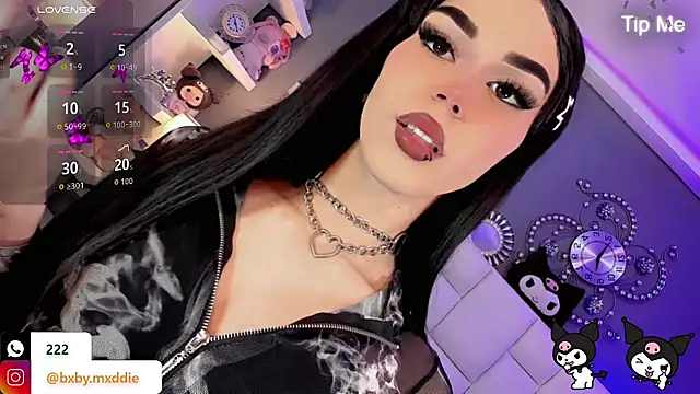 kimMaddiee online show from 09.24.25