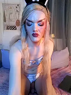 LillyAmore online show from 12.29.24