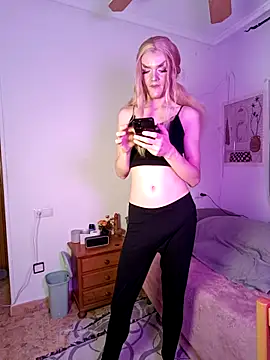 LillyAmore online show from 02.09.25