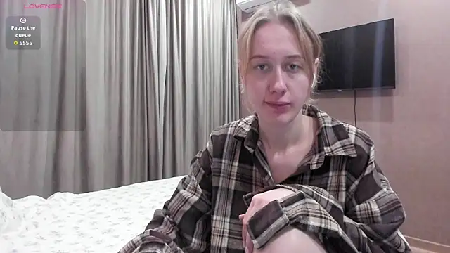 Mika Ray online show from 11.27.25