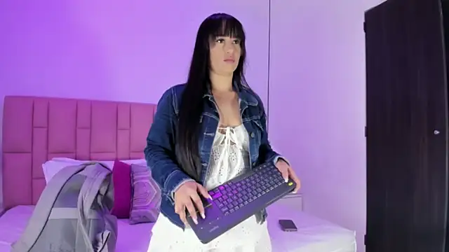 victoria cooper3 online show from 01.10.26