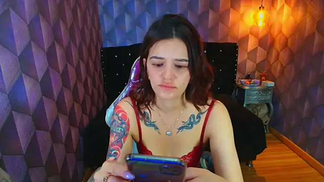 Snapshot of LiaHarryis chatting on 05.11.26 LiaHarryis online show from 05.11.26