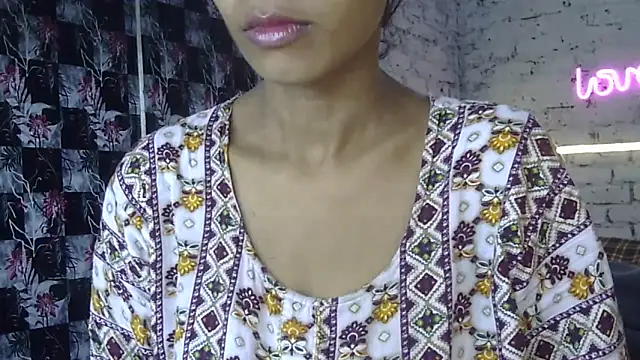 Snapshot of Anjali_Milsi chatting on 11.24.25 Anjali Milsi online show from 11.24.25