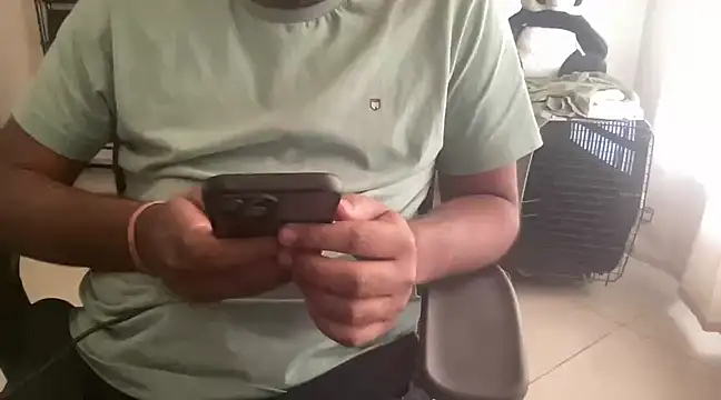 Snapshot of dhruv-sluppy chatting on 01.29.25 dhruv-sluppy online show from 01.29.25