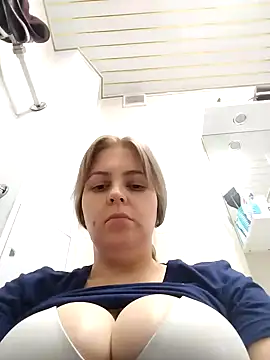 Lady nice cat online show from 02.04.25