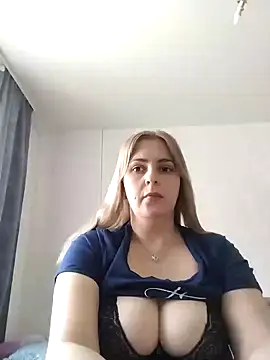 Lady nice cat online show from 03.08.25