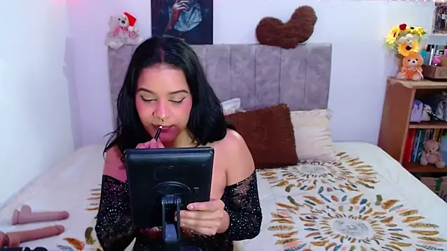 JossieGrey online show from 11.21.25