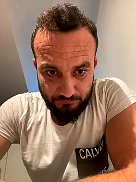 cosmin9000 online show from 10.05.25