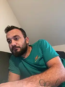 cosmin9000 online show from 10.25.25