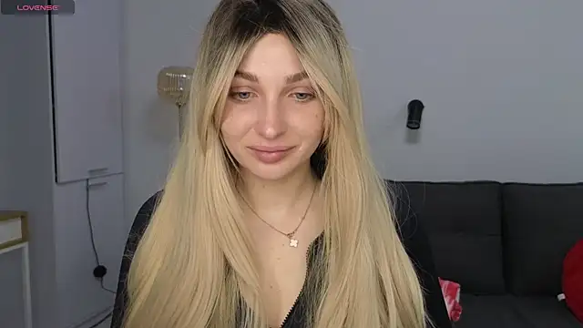 Snapshot of Yoda21 chatting on 02.21.26 Yoda21 online show from 02.21.26