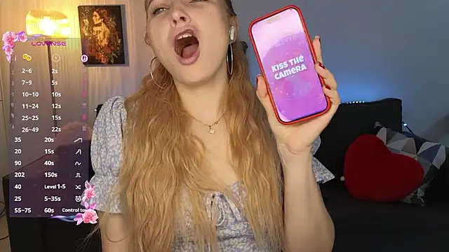 Snapshot of Yoda21 chatting on 02.25.26 Yoda21 online show from 02.25.26