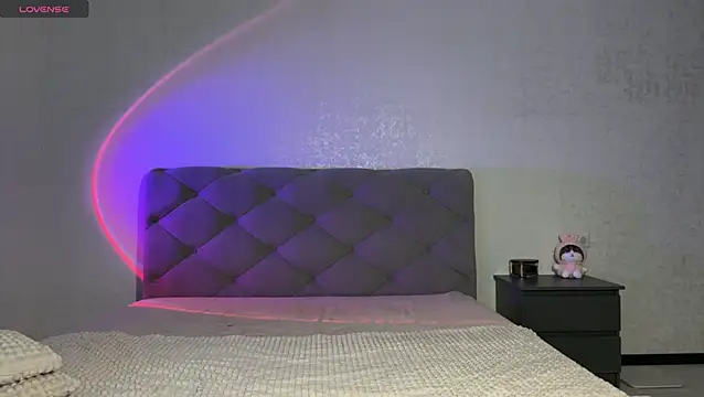 GracefulCharm online show from 10.09.25