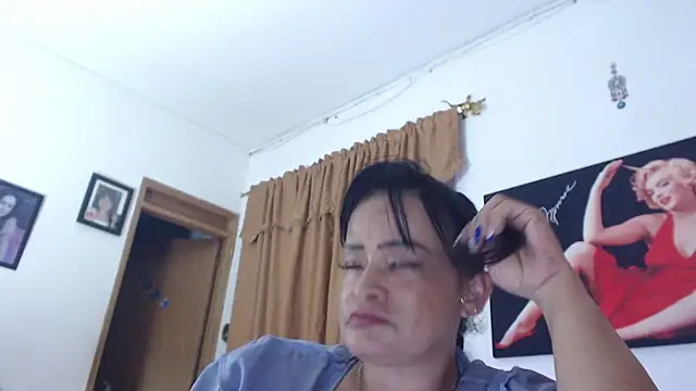 seleneh online show from 12.22.24