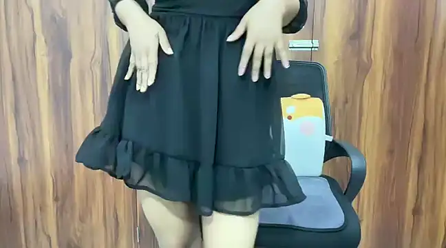 julie 08 online show from 03.21.25