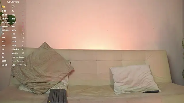 roselinedior online show from 03.10.25