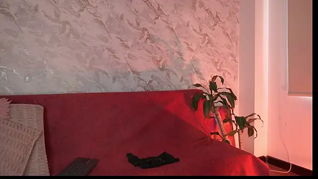 roselinedior online show from 09.20.25