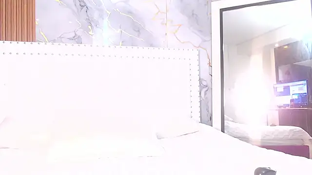 daddyissuesss  online show from 12.31.24