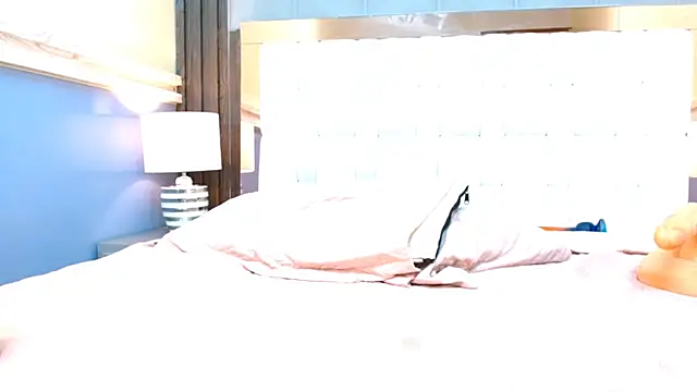 VeronicaRobles online show from 03.13.25