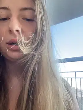 curvyflawless online show from 12.14.24