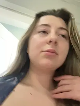 curvyflawless online show from 01.14.25