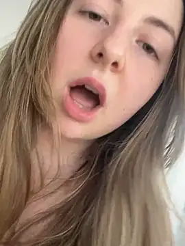 curvyflawless online show from 03.06.25