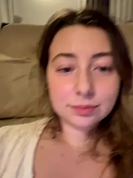 curvyflawless online show from 11.18.25