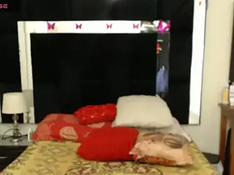 Snapshot of CATRINA-83 chatting on 02.06.25 CATRINA-83 online show from 02.06.25