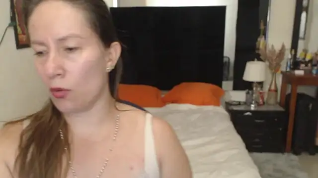 Snapshot of CATRINA-83 chatting on 11.06.25 CATRINA-83 online show from 11.06.25