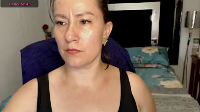 Snapshot of CATRINA-83 chatting on 05.13.26 CATRINA-83 online show from 05.13.26